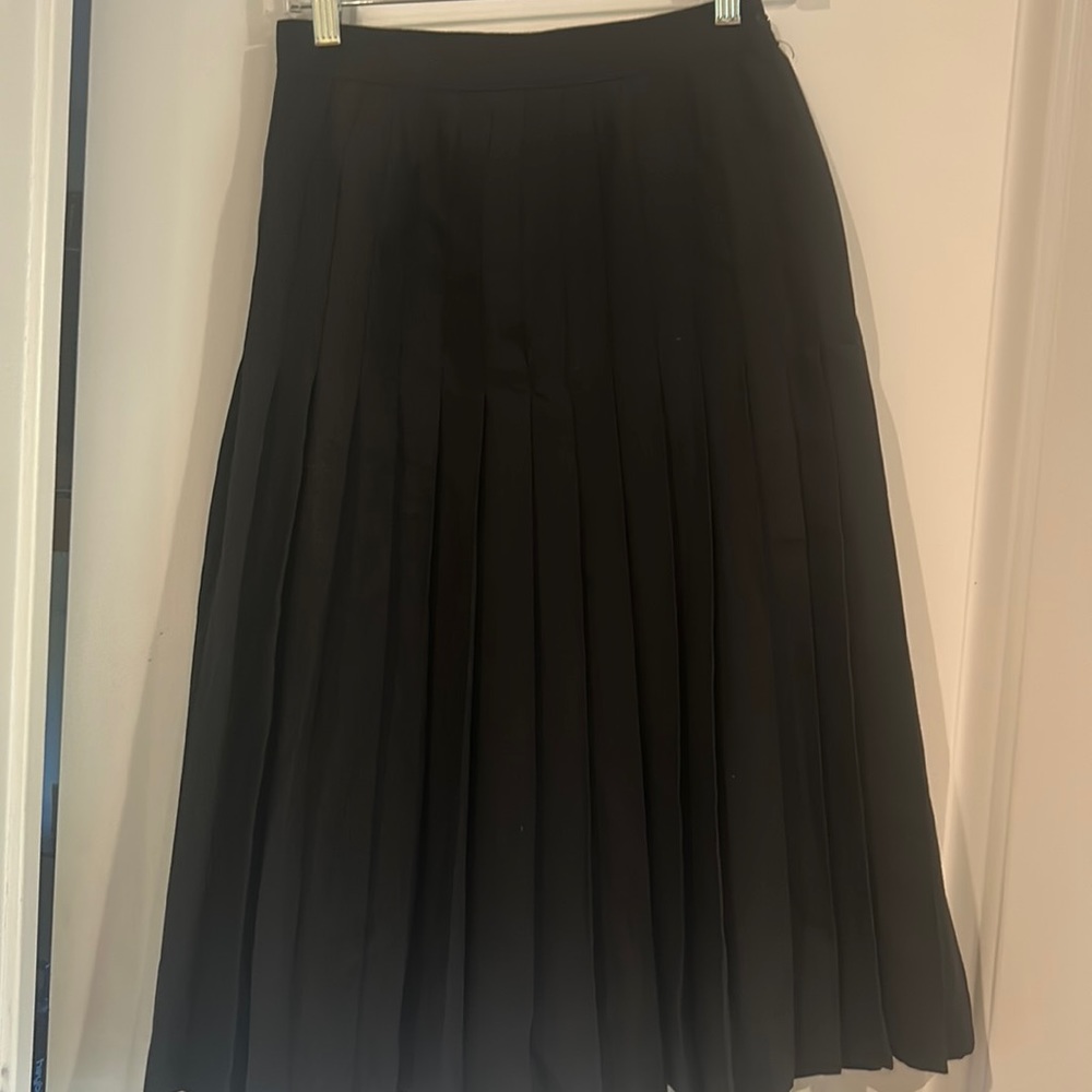 High waisted cotton pleaded skirt